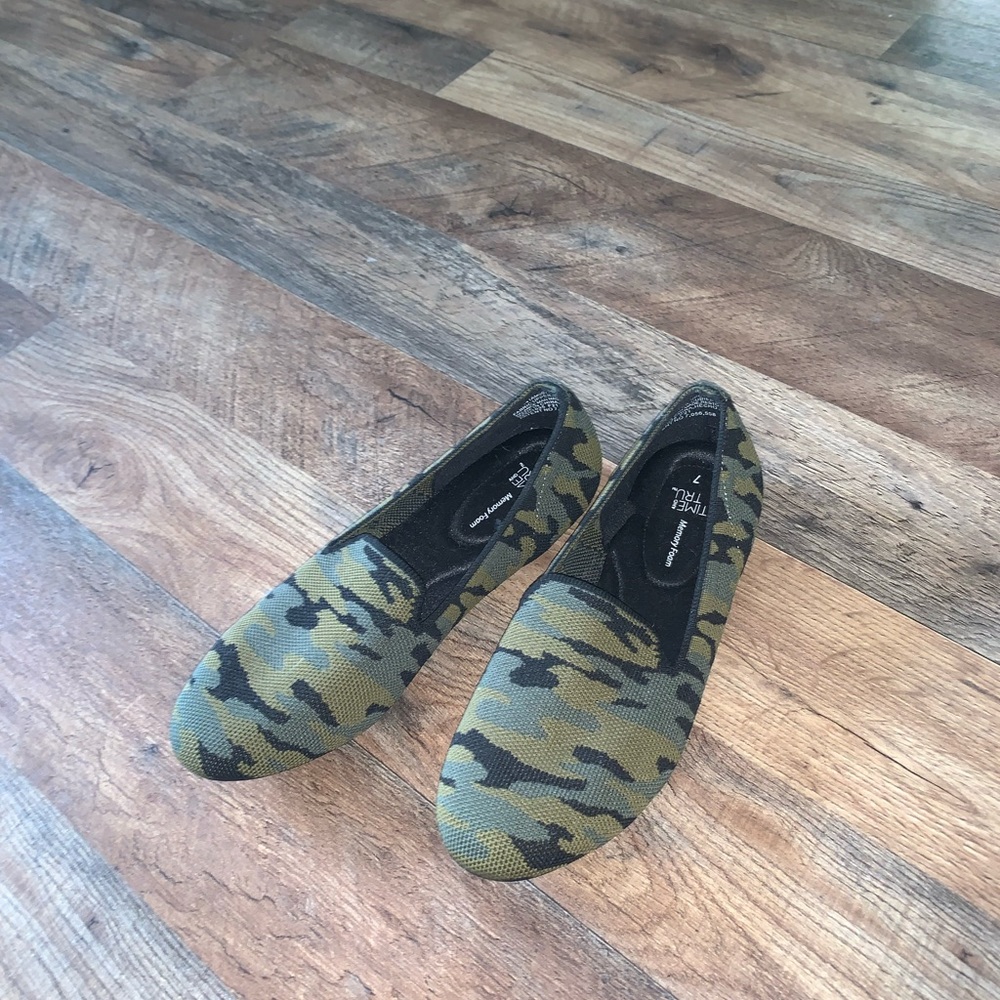 Time & Tru camouflage flats slip on shoes size 7